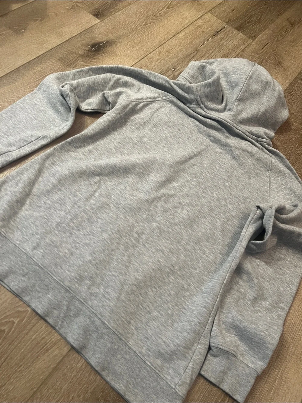 The North Face - Light Gray Logo Pullover Hoodie, Great Condition! Size L - Picture 10 of 10